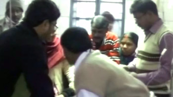 बिहार : इज्जत बचाने के लिए चलती ट्रेन से कूदी लड़की