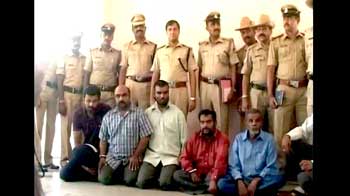 किडनी बेचने वाले रैकेट का भंडाफोड़