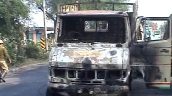 Left-Trinamool workers clash in Bengal, blame each other for the violence