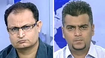 Should investors buy Infosys ahead of Q3 earnings?