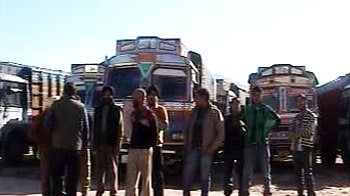 Video : Fresh firing at Line of Control; Pak bars Indian trucks