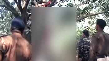 Video : बिहार : महिला की हत्या, शव पेड़ से लटकाया