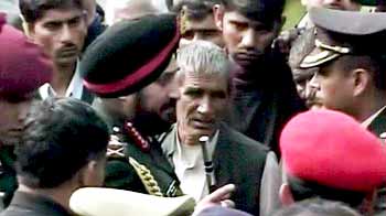 Video : Lance Naik Hemraj's sacrifice won't be in vain, Army Chief tells his family