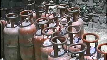 न्यूजरूम : तेल कंपनियां तय करेंगी डीजल के दाम