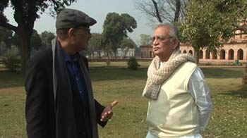 Video : Walk The Talk with Gulzar