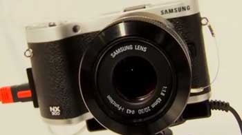 Samsung launches NX300 camera