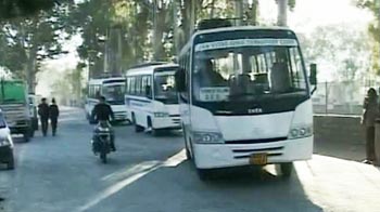 India-Pakistan bus services resume after 2 weeks