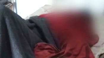 Videos : यूपी में गैंगरेप के बाद लड़की को जिंदा जलाया