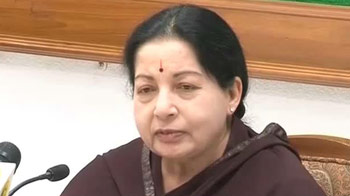 Jayalalithaa alleges 'hysteria, wild charges' over <i>Vishwaroopam</i> ban