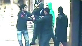 Video : Caught on camera: Security guards beaten up at Gurgaon mall