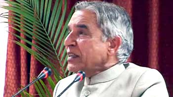 रेलमंत्री ने रेल किराए में एक और बढ़ोतरी का किया इशारा रेलमंत्री ने रेल किराए में एक और बढ़ोतरी का किया इशारा