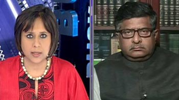 Modi bats for governance, RSS for temple