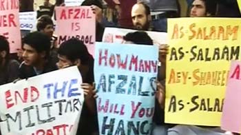 अफजल गुरु को फांसी का विरोध