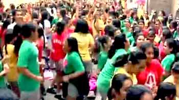 'आवाजें सौ करोड़' मुहिम के तहत जगह-जगह कार्यक्रम