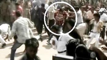 Video : Kolkata campus violence: Police hunt for Trinamool councillor Mohammad Iqbal