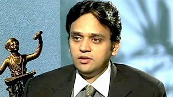 Chidambaram will stick to 5.3% fiscal deficit guidance: Suresh Mahadevan