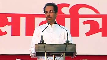 मुंबई में बंद बना नाक का सवाल