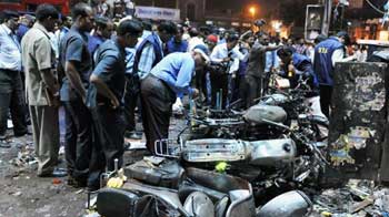 Video : Hyderabad blasts: NDTV at Ground Zero