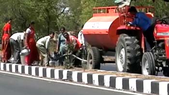 Maharashtra: Begging for water