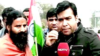 देश को जल्द राजनीतिक विकल्प देंगे : रामदेव