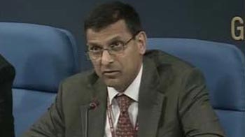Economic Survey 2013: India batting on a sticky wicket, says Raghuram Rajan