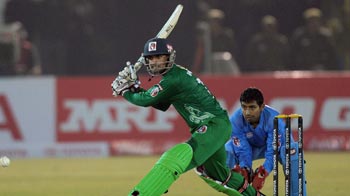 Amit Verma strikes back-to-back fifties