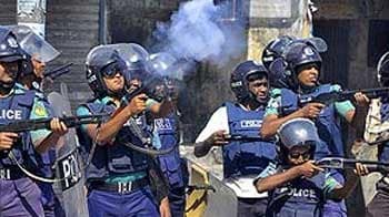 Video : Three killed in fresh clashes in Bangladesh over war crimes verdict, say police