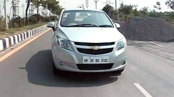 विदेशी कारों पर लगेगी 100 फीसदी ड्यूटी