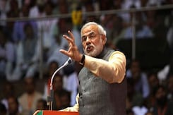 Modi sounds poll bugle, calls PM 'night watchman' Modi sounds poll bugle, calls PM 'night watchman'