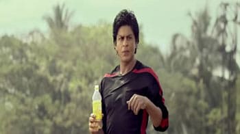 Video : First look: SRK's new Frooti ad