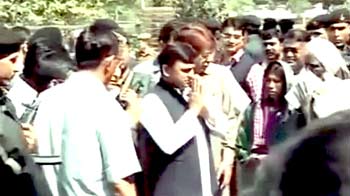 कुंडा गए अखिलेश यादव