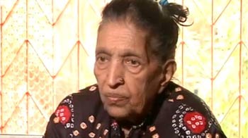 Mubarak Begum, once a famous singer, needs help