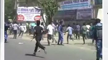 इलाहाबाद : लैपटॉप योजना के फॉर्म भरने के दौरान छात्रों में झड़प