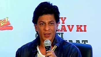 Video : Respect women, urges Shah Rukh Khan