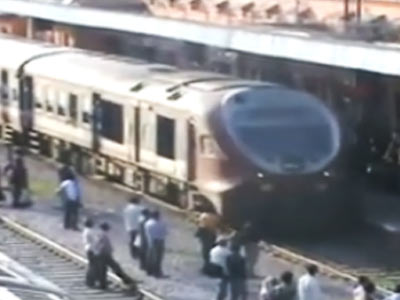 राजस्थान : ट्रेन के बाथरूमों में बंद 150 बाल मजदूरों को छुड़वाया