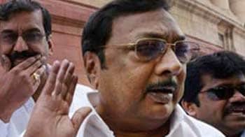 In how Alagiri resigned as minister, sign of family trouble