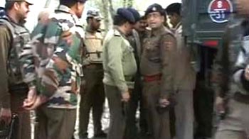Video : One BSF jawan killed in militant attack on convoy in Srinagar