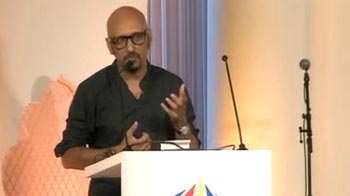 Internet and Music Internet and Music