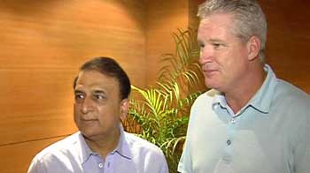 Gavaskar, Deano take the NDTV T20 Test