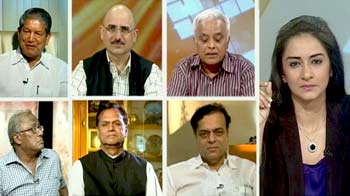 प्राइम टाइम : मुलायम को इतनी जल्दबाजी क्यों?