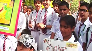 Videos : स्कूली बच्चों ने बाघों को बचाने की शपथ ली