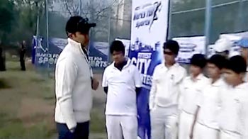 Video : Best of Viru & his 'upar cut' at our Delhi camp