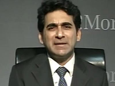 Supply-side issues need to be resolved urgently to aid economic slowdown: expert