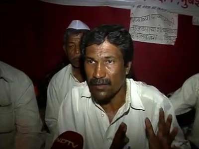 Protesting farmer slams Ajit Pawar's remark on water shortage