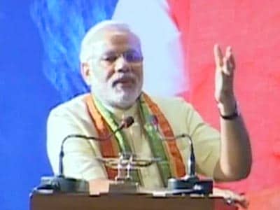 Video : Modi uses Kolkata speech to align with Mamata