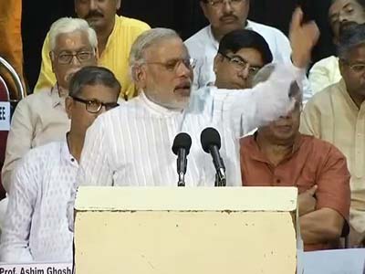 Video : No corruption in BJP-ruled states, Modi slams UPA, Left