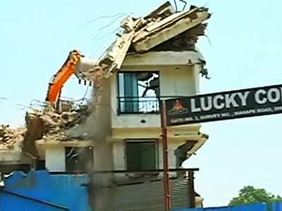 Videos : ठाणे-नवी मुंबई में चला हथौड़ा...