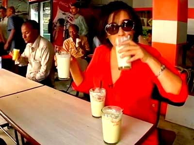 Aneesha explores the charm of Indore