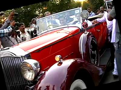 Vintage car club organises rally to raise money for drought in Maharashtra