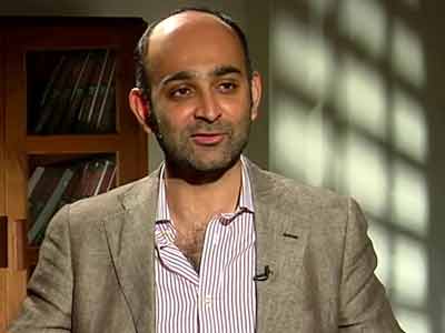 Just Books: Mohsin Hamid on 'How to Get Filthy Rich in Rising Asia'